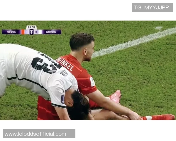 西甲焦点战尤文图斯与曼联握手言和绝杀瞬间引发全场热议